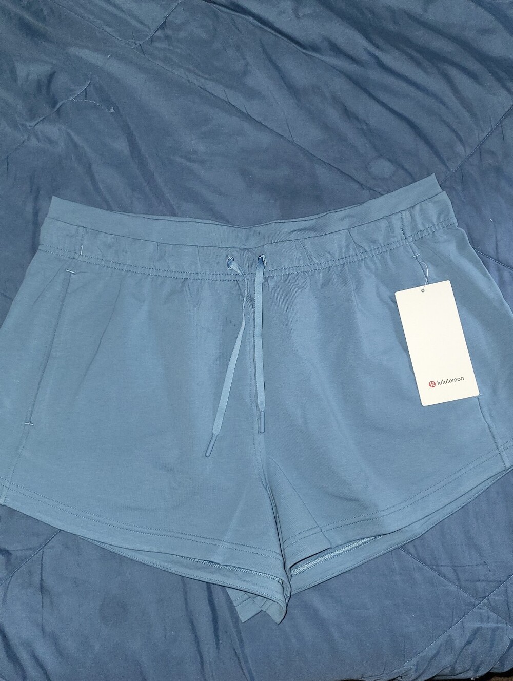 lululemon athletica Inner Glow Shorts~Utility Blue~Size 16~NWT.